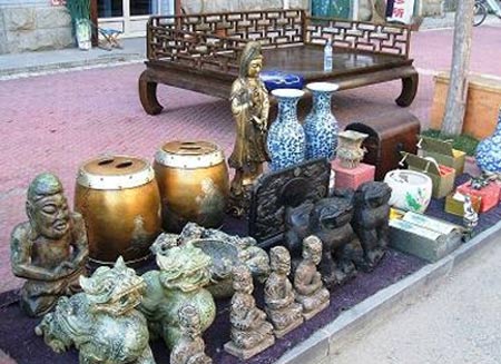 南京西路奇石古玩