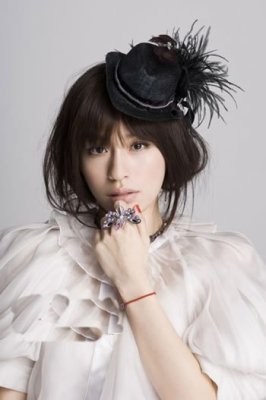 偷学<em>日本发型师</em>的护发秘笈(组图)_新浪<em>上海</em>_新