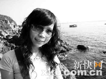 月薪数千 大学生当网络经纪人生活富足