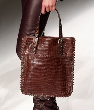 Bottega Veneta(宝缇嘉)2010新款包包抢先看(2