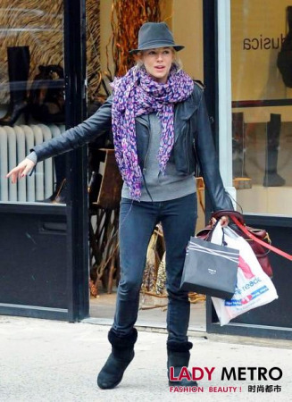 ��Ү�ȡ����� (Sienna Miller)
