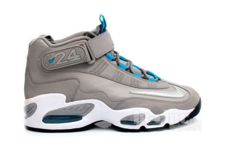 Griffey The Shoes