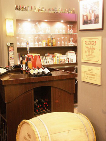 维纳葡萄酒专卖店 维纳葡萄酒专卖店
