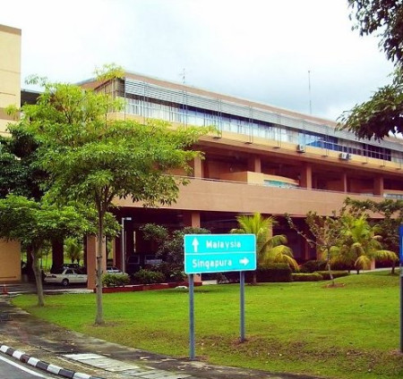 新加坡高校毕业不存在就业难