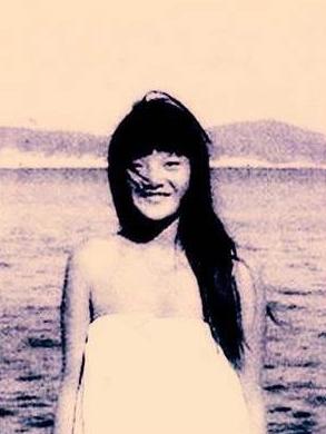 <em>陈凯歌</em>前妻洪晃<em>年轻</em>时清纯不输周迅 _新浪上海