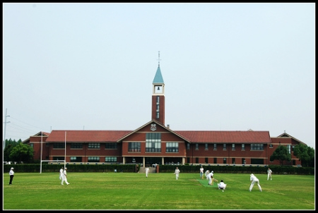 实拍上海顶级外国人生活区 老外最爱酒吧