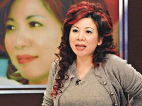 陈文茜痛批韩寒:说话就像放屁