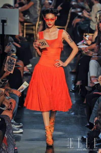 疯狂的50年代 Jean <em>Paul</em> Gaultier <em>女装</em>秀(3)_新