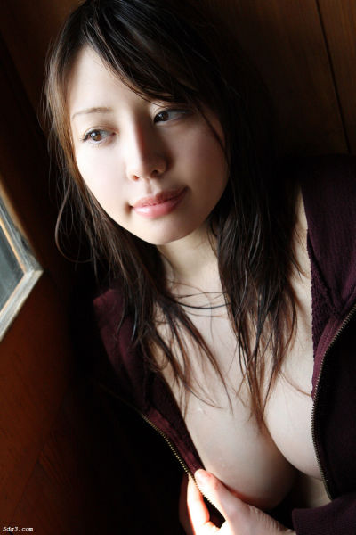 <em>女友</em>穿衣太<em>暴露</em> 我想分手_新浪上海_新浪网