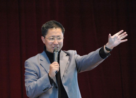 李阳离婚案法庭上妻子要求财产分割