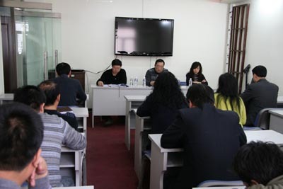 男子与<em>表姐</em>乱伦被开除 为报复<em>敲诈表姐</em>夫150万