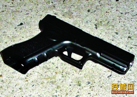 团伙拒捕引枪战打黑除恶任重道远 (2)