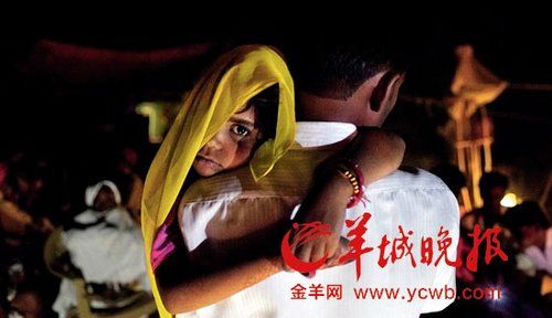 印度娃娃亲严重 <em>18岁少女</em>结婚17年_新浪上海
