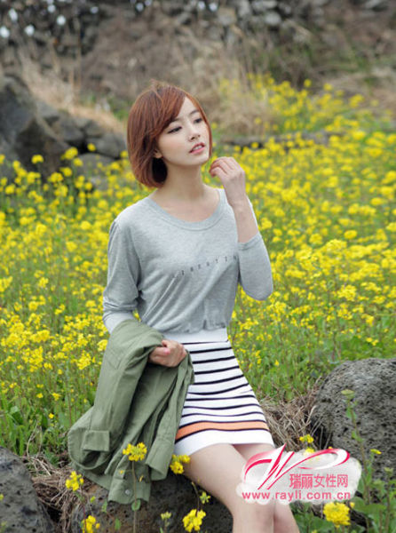 宠物系<em>女孩</em> <em>粉嫩</em>动感让你抵抗不住诱惑_新浪上