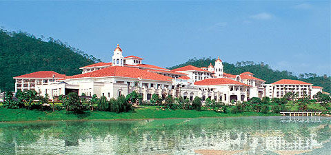 90后<em>最牛实习妹</em>:卖房日赚10万十天瘦五斤(2)_