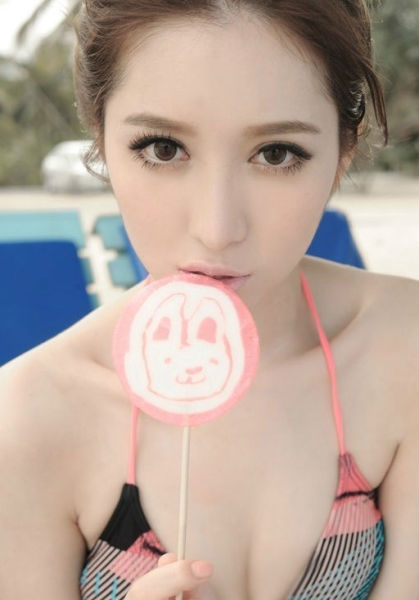 比基尼<em>美女</em>湿身<em>诱人</em>写真极致诱惑妩媚神情_新