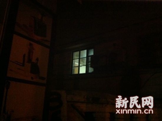 据介绍,夫妻矛盾由来已久。新民网记者胡彦珣 现场回传 据介绍,夫妻矛盾由来已久。新民网记者胡彦珣 现场回传