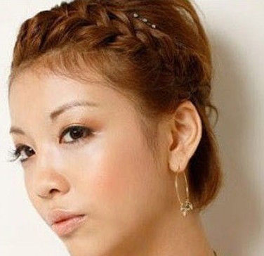 刘海蜈蚣辫子的编法图解短发也能甜美_美容服