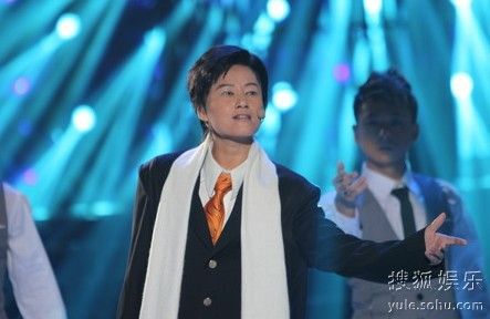 瞿颖神模仿毛宁爆红