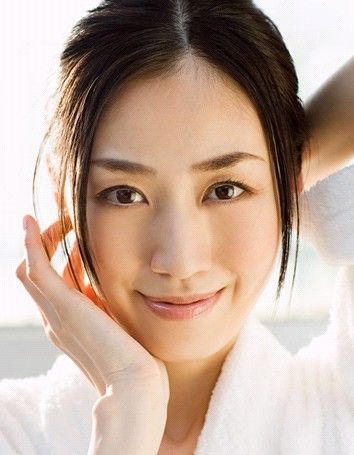 季红脸蛋怎么办?上海仁爱医院复合彩光嫩肤帮