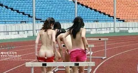 <em>裸体</em>运动会惊爆眼球 男女<em>全裸</em>夺冠军(图)_新浪
