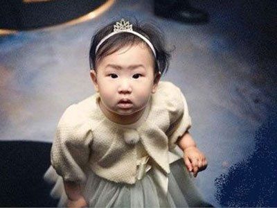 <em>金喜善女儿遭吐槽</em> _新浪上海_新浪网