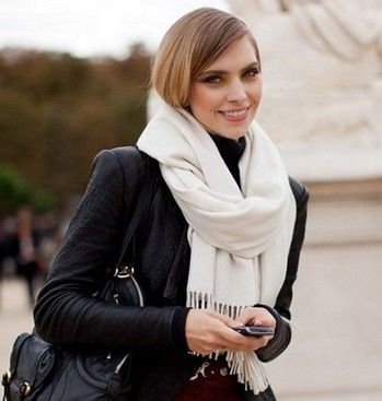 今年流行的围巾及各式围巾搭配服装技巧