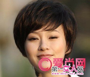 <em>中年</em>妇女的<em>短发发型</em> 简单利落才是美_时尚_新
