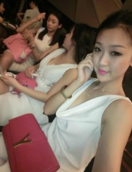 海天盛筵<em>嫩模照片</em> 绿茶婊走红(7)_新浪上海_