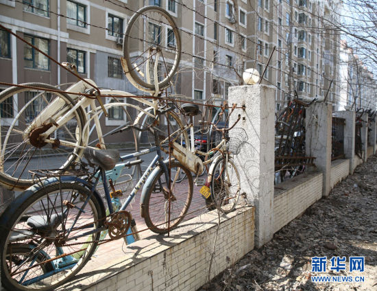 自行车怎么挂墙上图片 U7331P18DT20130408110304.jpg