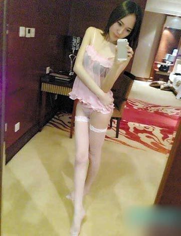 绿茶婊<em>孙静雅</em>裸聊视频曝光(图)_新浪上海_新浪