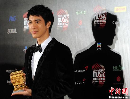 王力宏牛津大学开讲+诚心祈祷各民族的人(4)