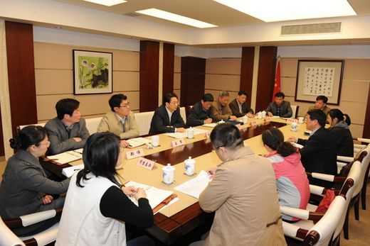 市禁毒委召开加强禁毒社会工作座谈会 市禁毒委召开加强禁毒社会工作座谈会
