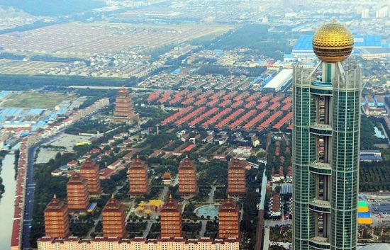 送金银发别墅揭秘中国最有钱的六个村