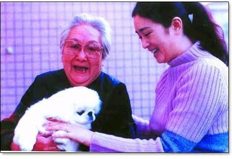  张艺谋 七个 孩子  巩俐母亲怒揭分手内幕_新浪上