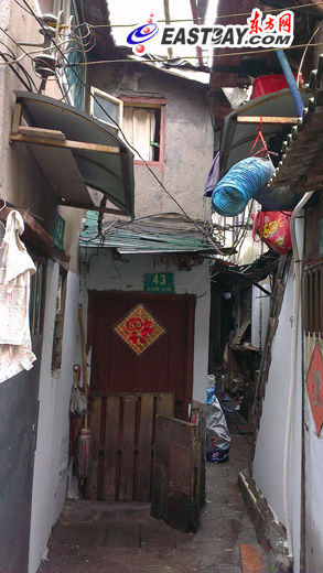 图为事发现场 图为事发现场