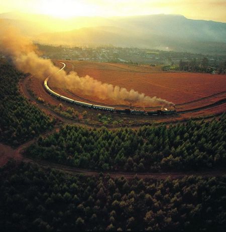 世界上风景最美的11条铁路:南非、瑞士_新鲜旅