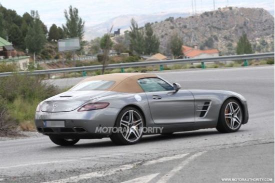 2015款奔驰SLS AMG GT敞篷跑车谍照曝光 2015款奔驰SLS AMG GT敞篷跑车谍照曝光