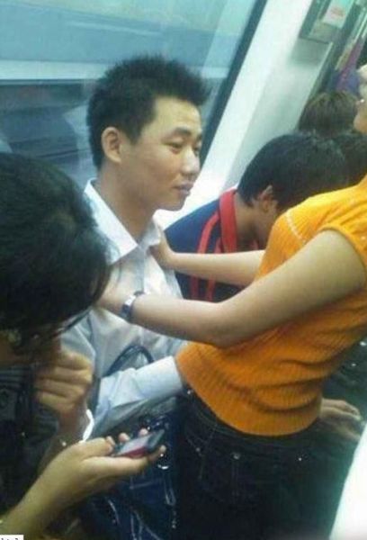 上海地铁猥琐男+<em>痴汉</em>越来越多(2)