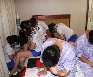 <em>北京</em>深夜抓百人 查获非法获取公民<em>信息</em>团伙_新