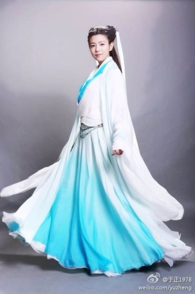 哪吒霸_萧敬腾削去长发留寸头哪吒头齐刘海雨神发型