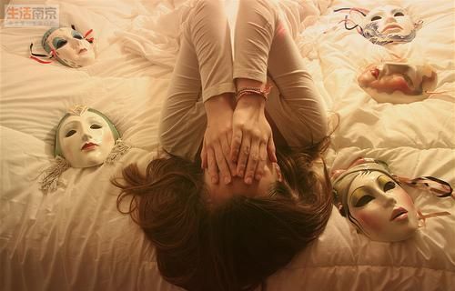 女迷信驱魔消灾被骗17万还失身 失清白亏大了