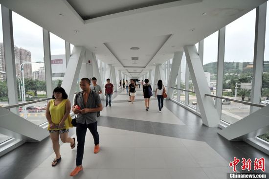 带空调豪华<em>天桥</em> <em>天桥</em>界<em>白富美</em>登场(图)_新浪上