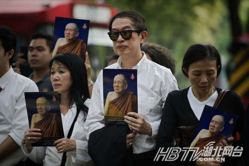 泰国僧王百岁圆寂 全国哀悼15天_新浪上海_新