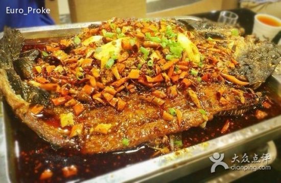 江边城外人均_江边城外烤鱼图片
