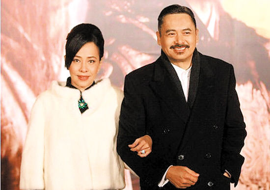 周润发裸捐 周润发膝下无子决定捐99%财产(图