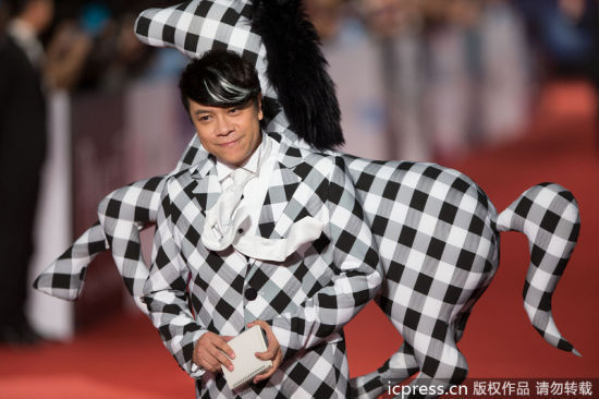 何韵穿Emilio Pucci露背长裙惊艳金马红毯_美容