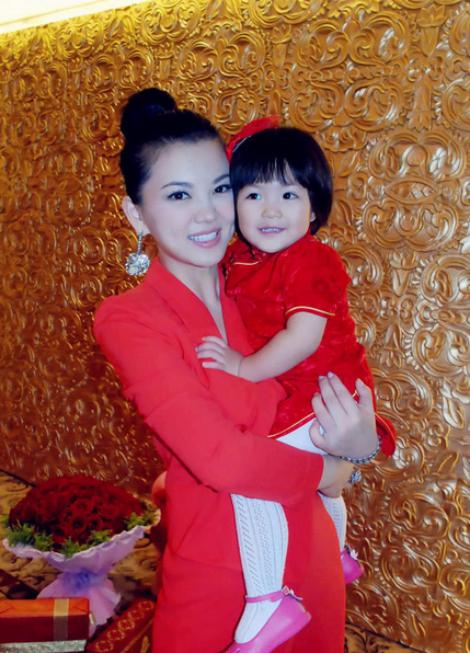 李湘马年春晚做主持 恬恬去哪儿了(图)(3)