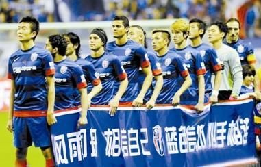 申花主力仅剩4人 仍标2千万向国安出售宋博轩