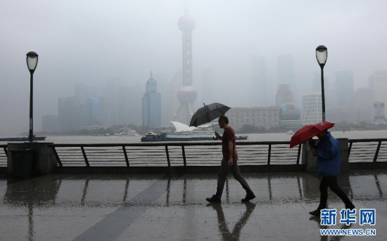 “菲特”外围影响申城 上海发布台风蓝色预警